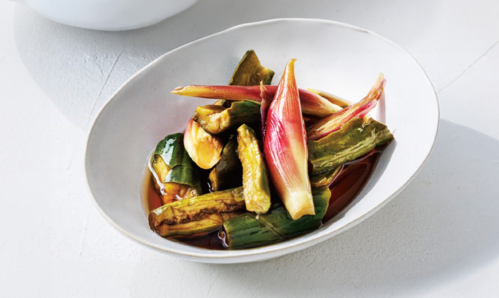 『ざくろ100』を使った、紫キャベツとにんじんのざくろマリネ