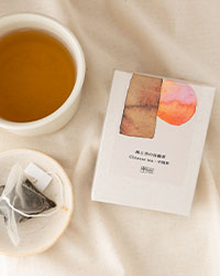 桃と杏子の烏龍茶