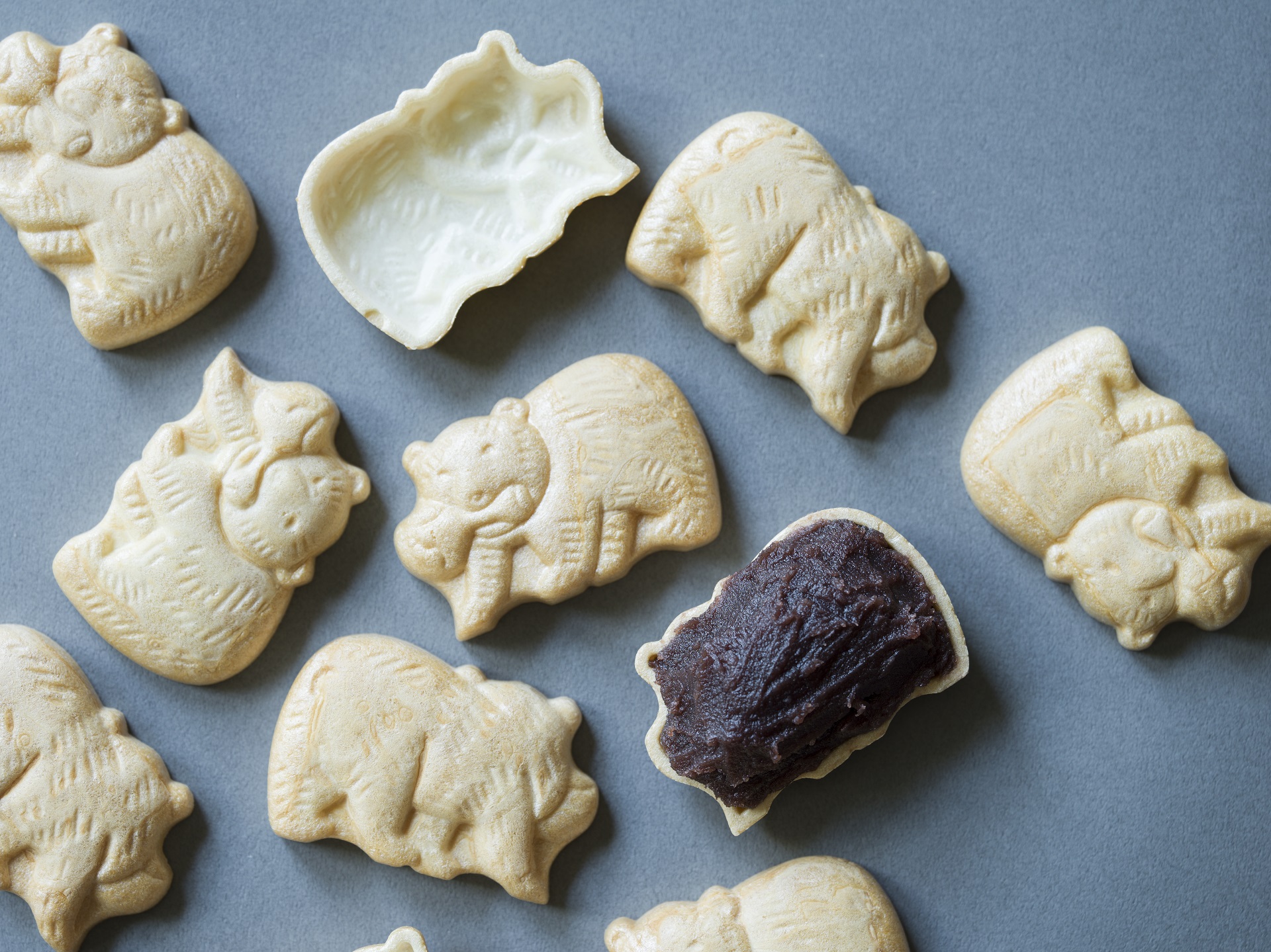 土熊最中餡いっぱい